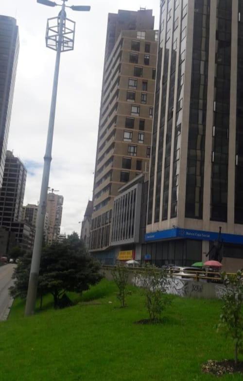 Toscano S Aparta Estudio Hospedaje Amoblado Torre 2 Equilibrium Μπογκοτά Εξωτερικό φωτογραφία